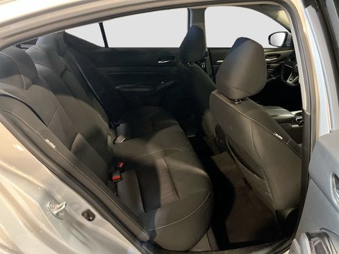 Used 2021 Nissan Altima 2.5 SV w/ SV Premium Package FWD image 25