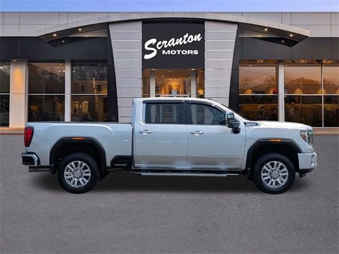 Used 2022 GMC Sierra 2500 Denali image 6