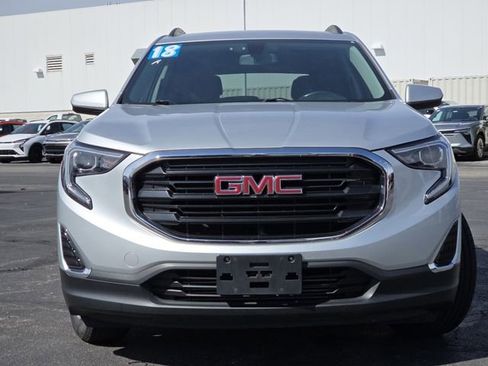 Used 2018 GMC Terrain SLE w/ Driver Convenience Package FWD image 14