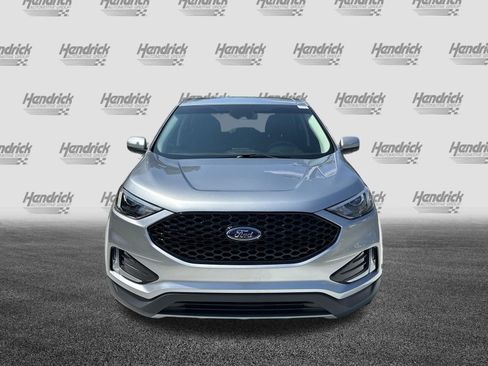 Used 2024 Ford Edge SEL w/ Convenience Package AWD/4WD image 3