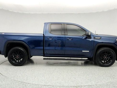 Used 2020 GMC Sierra 1500 Elevation w/ Elevation Value Package image 4