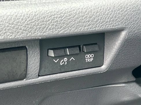 Used 2024 Toyota Sienna XLE w/ XLE Plus Package AWD/4WD image 25