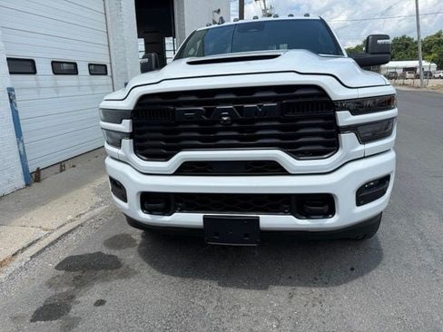 New 2026 RAM 2500 Big Horn AWD/4WD image 2