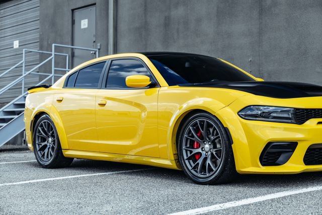 Used 2018 Dodge Charger SRT w/ Technology Group RWD image 56