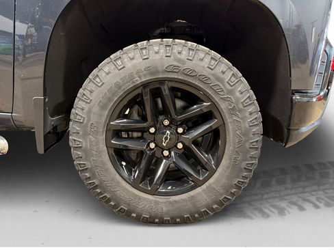 Used 2020 Chevrolet Silverado 1500 LT Trail Boss AWD/4WD image 52