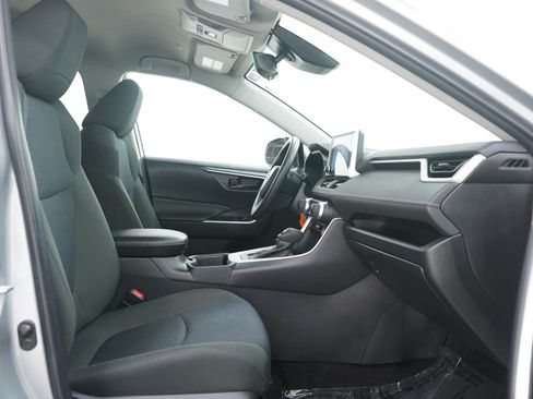 Used 2023 Toyota RAV4 LE image 11