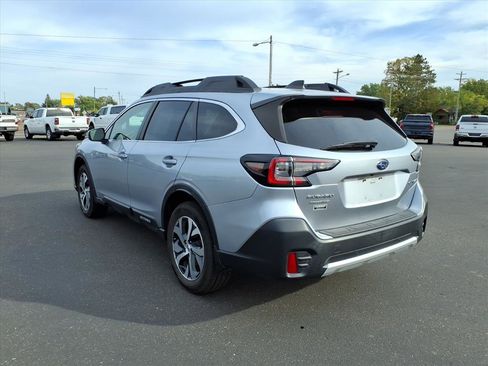 Used 2020 Subaru Outback Limited w/ Popular Package #2 image 3