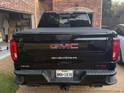 Used 2020 GMC Sierra 1500 AT4 w/ AT4 Premium Package AWD/4WD image 4