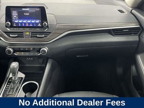 Used 2024 Nissan Altima 2.5 SV FWD image 20