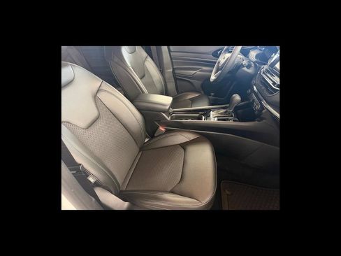 Used 2024 Jeep Compass Latitude w/ Convenience Group AWD/4WD image 18