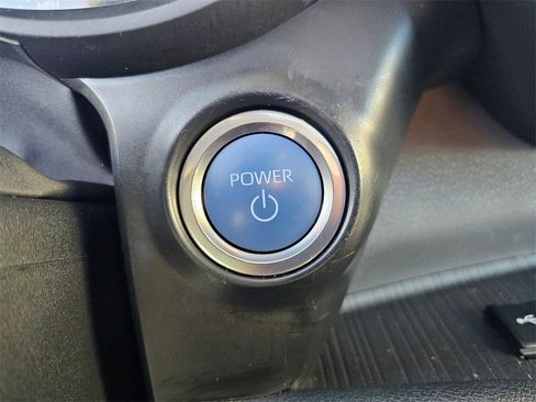 Certified 2024 Toyota Sienna XLE Woodland Edition image 35