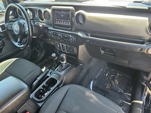 Used 2021 Jeep Gladiator Sport AWD/4WD image 11