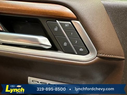 Used 2022 GMC Sierra 1500 Denali w/ Denali Reserve Package AWD/4WD image 7