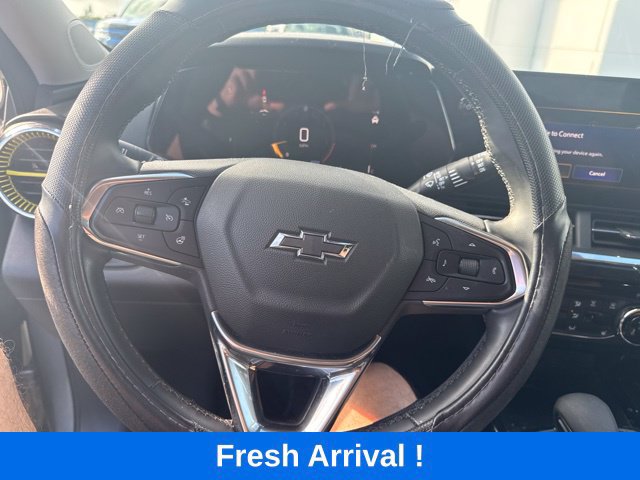 Used 2024 Chevrolet Trax ACTIV w/ Sunroof Package FWD image 6
