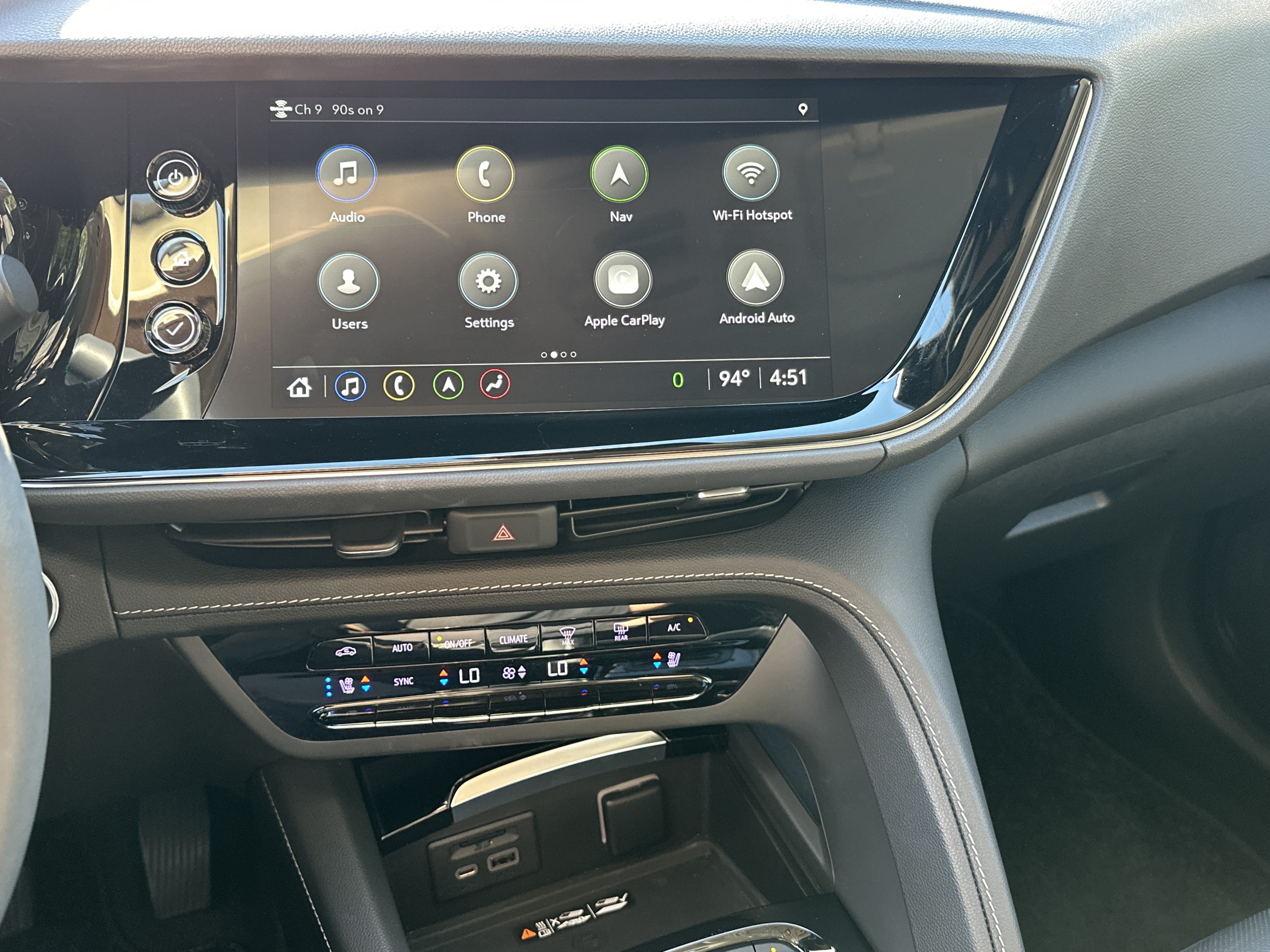 Used 2022 Buick Envision Avenir w/ Technology Package II FWD image 23