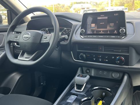 New 2026 Nissan Rogue S image 3