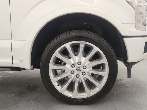 Used 2018 Ford F150 Limited w/ Trailer Tow Package image 31