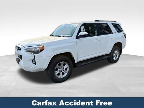 Used 2024 Toyota 4Runner SR5 image 3