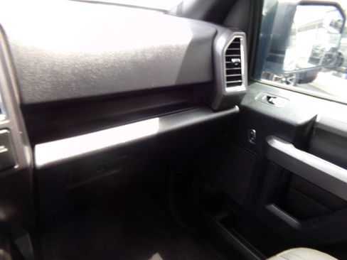 Used 2016 Ford F150 XLT w/ Equipment Group 301A Mid AWD/4WD image 24