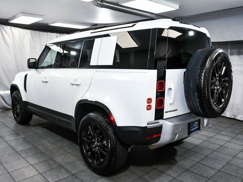 Used 2025 Land Rover Defender 110 S image 4