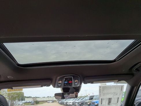 New 2025 Jeep Grand Cherokee L Altitude image 22