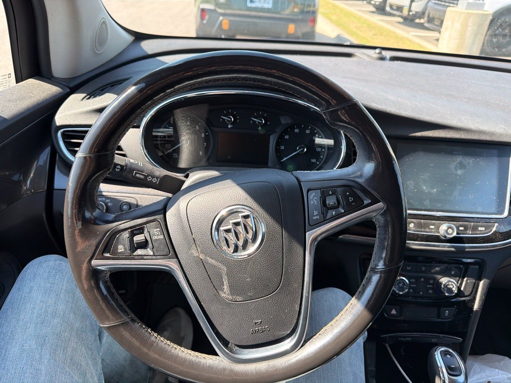 Used 2019 Buick Encore Essence FWD image 11