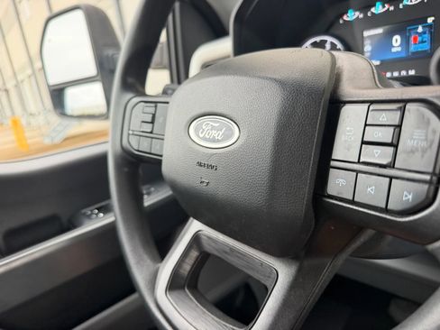 Used 2023 Ford F350 XLT AWD/4WD image 27