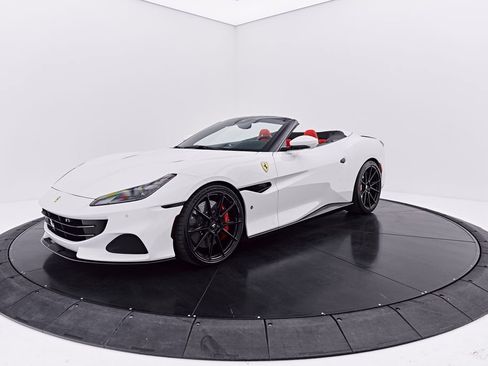 Used 2022 Ferrari Portofino M RWD image 22