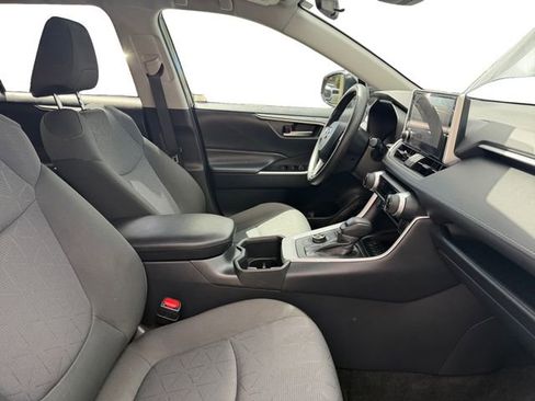 Certified 2025 Toyota RAV4 XLE image 17