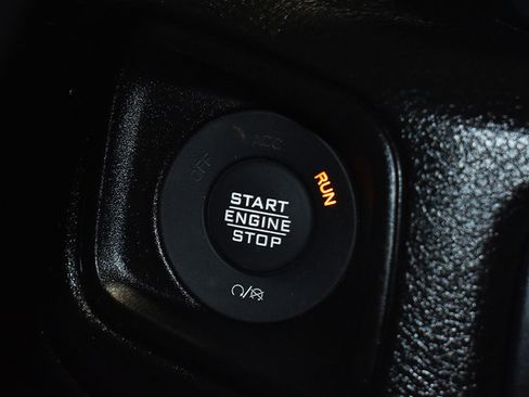 Used 2024 Jeep Wrangler Unlimited Sport AWD/4WD image 23