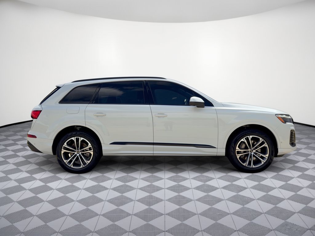 Certified 2026 Audi Q7 2.0T Premium AWD/4WD image 8