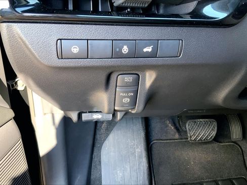 Used 2025 Nissan Murano SL AWD/4WD image 33