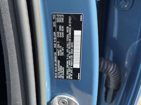 Certified 2023 Volvo XC40 B5 Plus w/ Driver Assist Package image 16