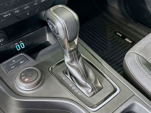 Certified 2022 Ford Ranger XLT w/ Equipment Group 301A Mid image 18