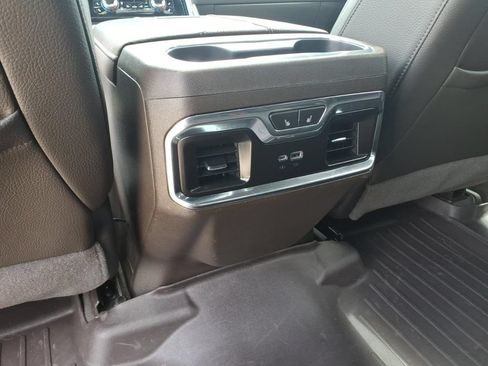 Used 2024 GMC Sierra 2500 Denali w/ Denali Reserve Package AWD/4WD image 21