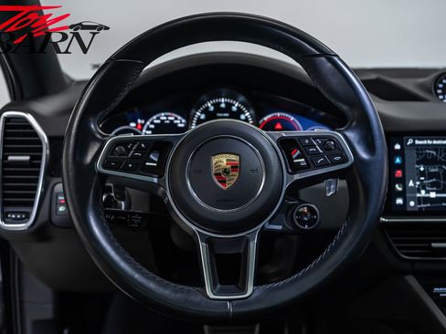 Used 2022 Porsche Cayenne S image 27