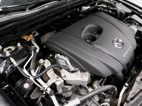 Used 2022 MAZDA MAZDA3 s image 19