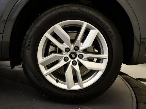 Certified 2023 Audi Q5 2.0T Premium w/ Convenience Package image 15