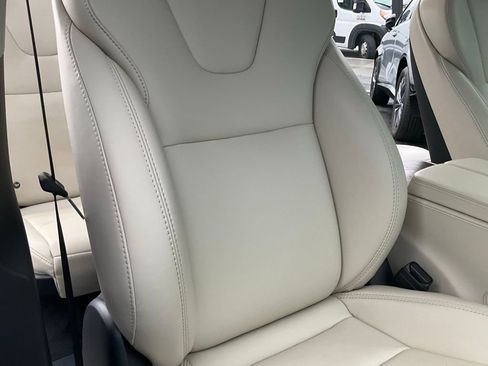 Used 2017 Tesla Model X 75D image 63