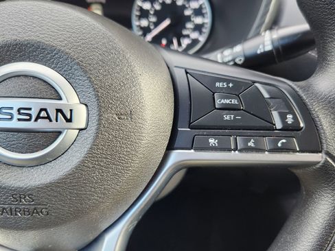 Used 2023 Nissan Sentra SV image 20