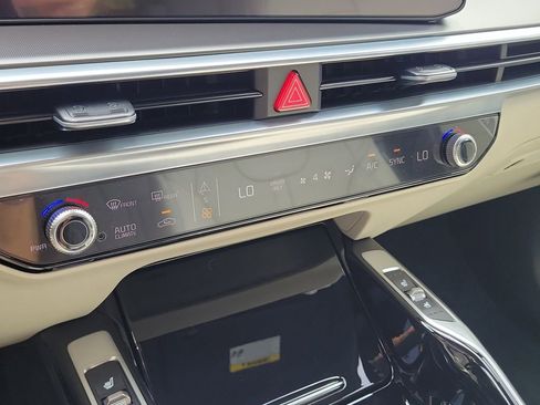 New 2026 Kia Sorento SX Prestige AWD/4WD image 34