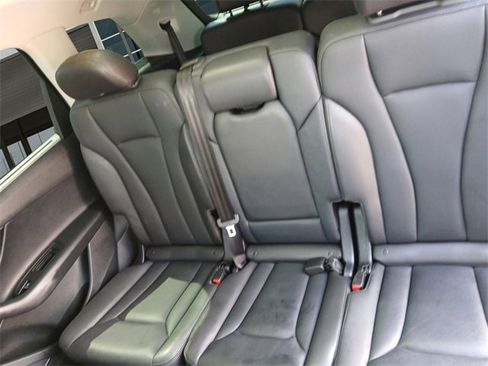 Used 2019 Audi Q7 3.0T Premium Plus w/ Premium Plus Package image 13