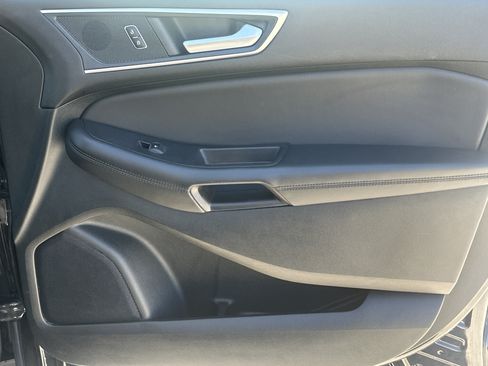 Used 2024 Ford Edge SEL AWD/4WD image 14