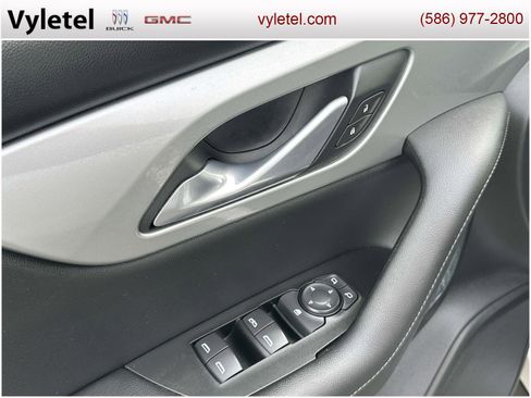 Used 2020 Chevrolet Blazer LT image 15