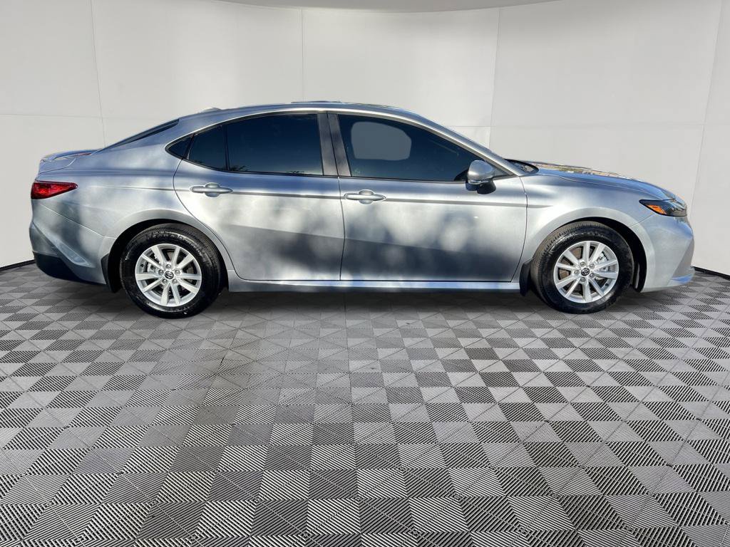 Used 2026 Toyota Camry LE FWD image 10