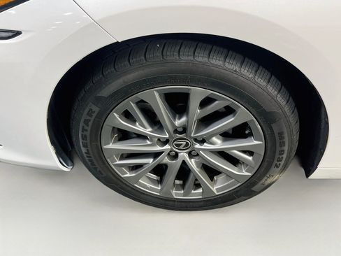 Used 2022 Lexus ES 350 w/ Accessory Package FWD image 28