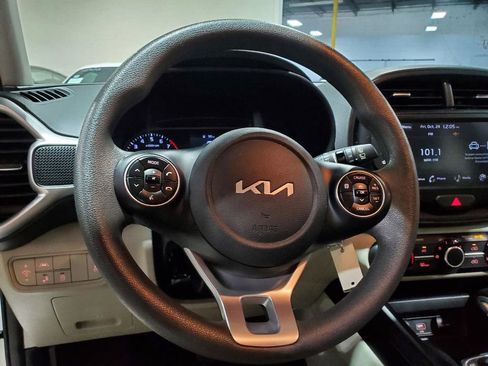 Used 2022 Kia Soul LX w/ Technology Package image 30