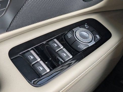 Used 2024 Lincoln Nautilus Premier w/ Equipment Group 102A image 20