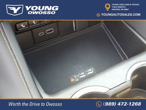 Used 2023 GMC Yukon AT4 w/ LPO, Floor Liner Package AWD/4WD image 23