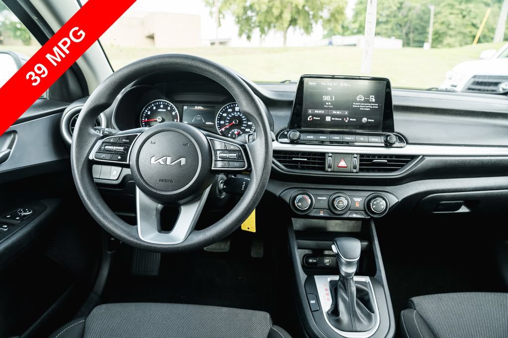 Used 2024 Kia Forte LXS FWD image 12
